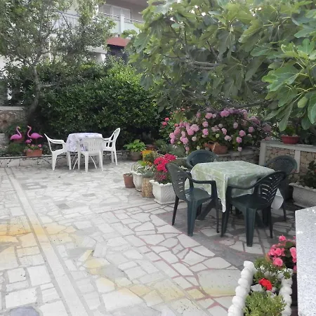 Kristina Apartment Vrbnik Exterior photo